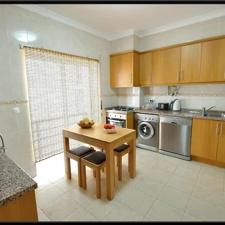 Exclusive Beachfront Apartment Apartment *
